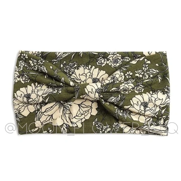 Green Boho Floral Headband - Picture 3 of 11